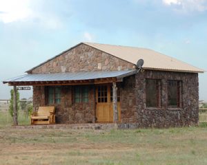 Photo of cabin on Sproul Ranch